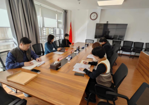 集团第五党支部组织召开2022年度 组织生涯会